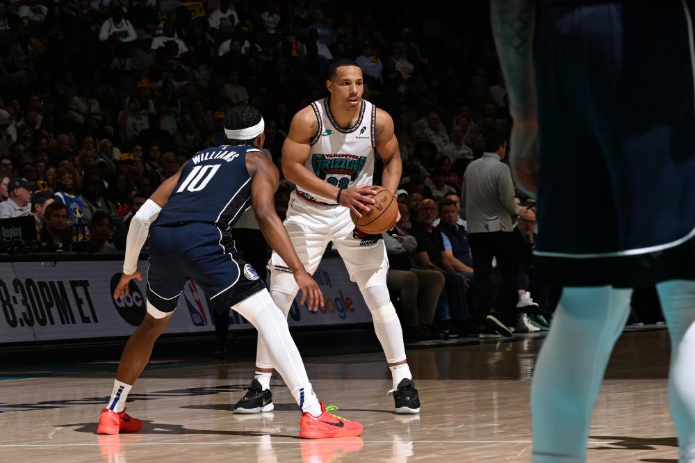 队施加压力 队施加压力